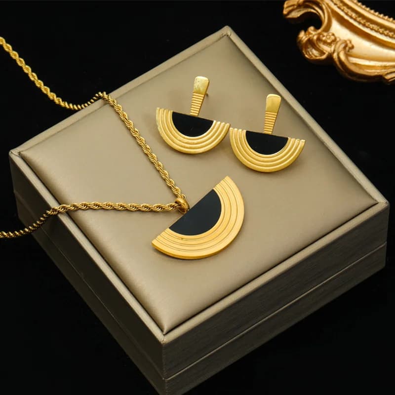 Geometric Semicircle Pendant Necklace and Earrings Set