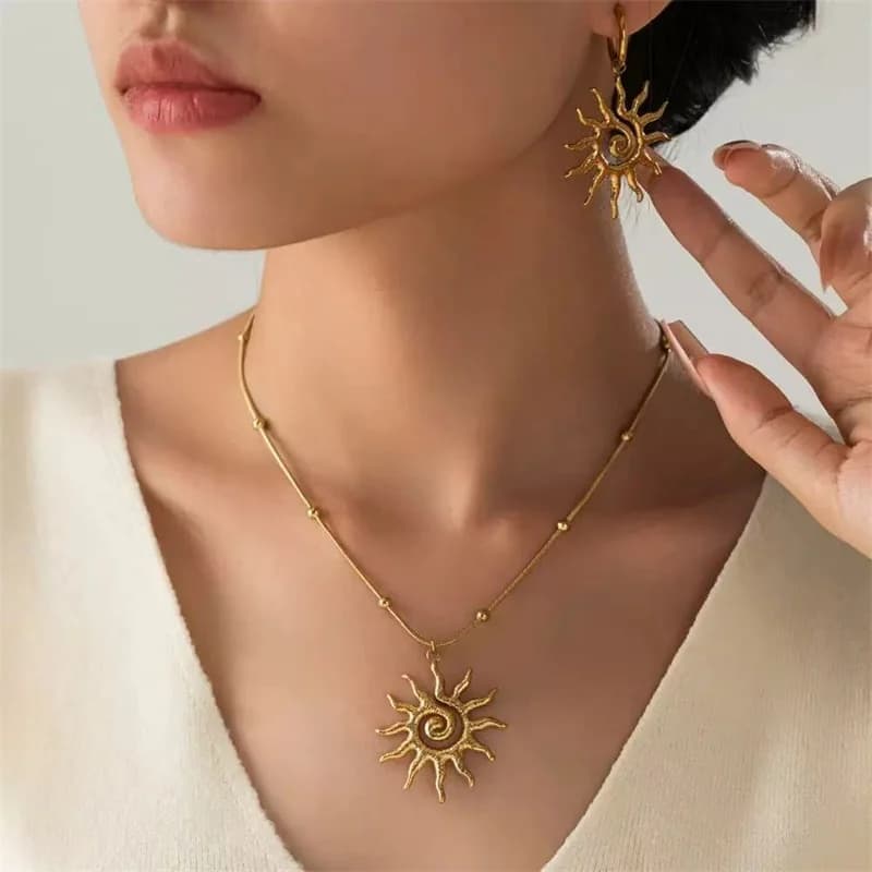 Vintage Sun Necklace and Earrings Set
