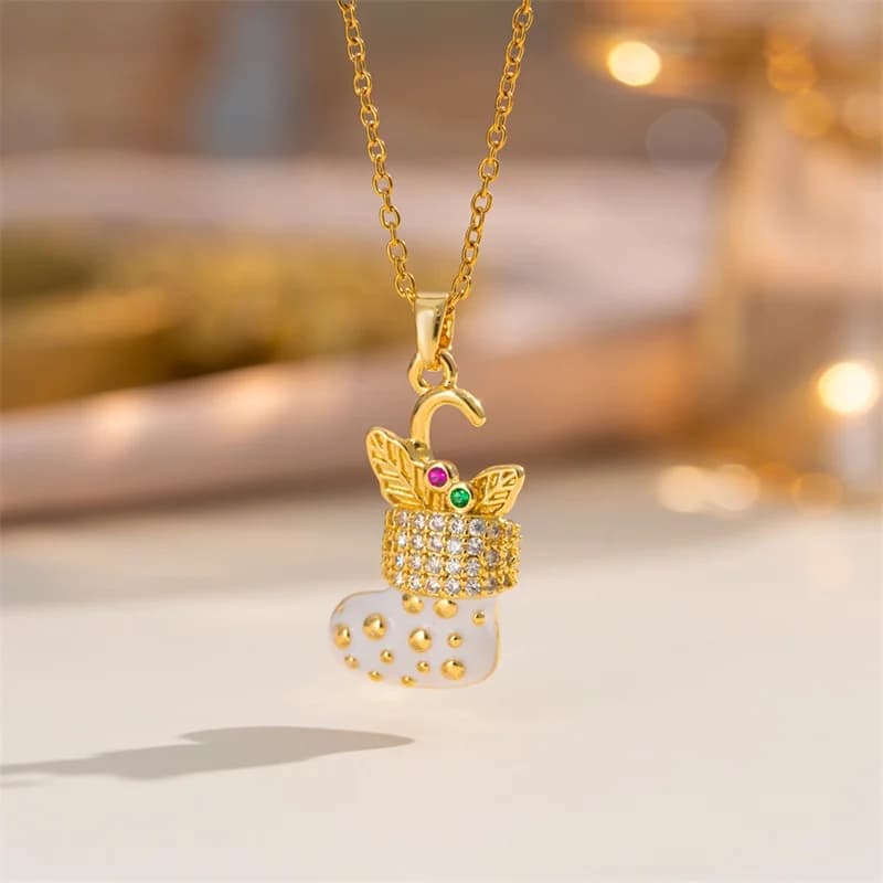 Christmas Snowflake Zirconia Pendant Necklace