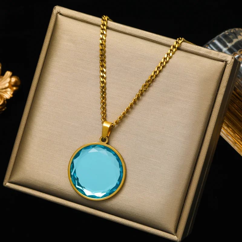 Round Crystal Pendant Choker Necklace